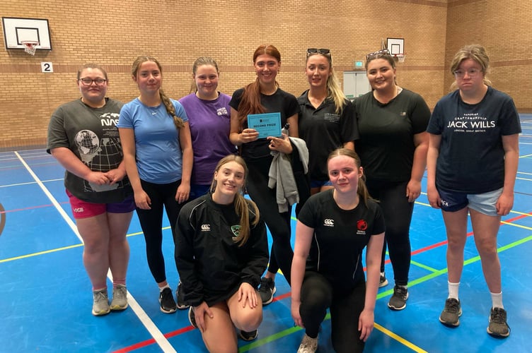 Pontfaen YFC netball