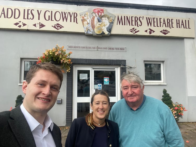 David Chadwick MP, Jane Dodds MS and former MP Roger Willaims outside The Welfare