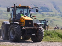 Hundred House Tractor Run raises £1,300 for village hall