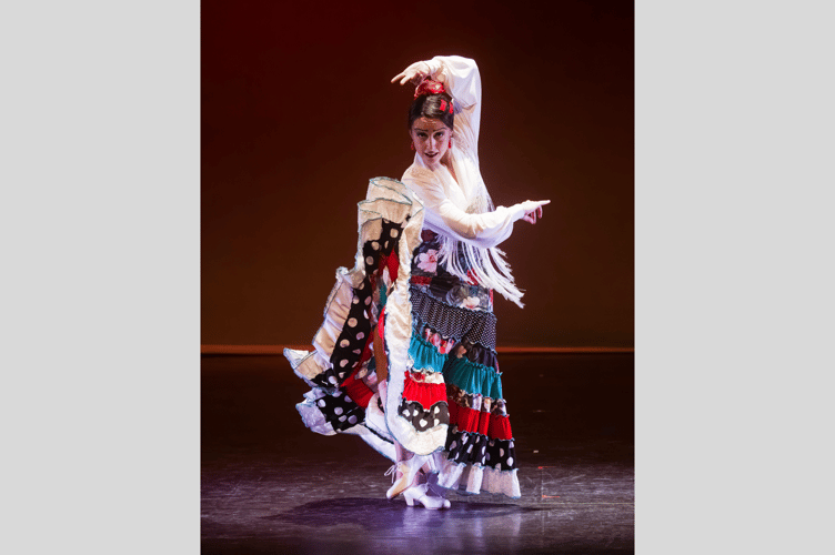 Josie Sinnadurai returns to her hometown of Brecon this September with her acclaimed flamenco show "Flamenco Orígenes"