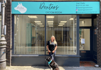 New dog grooming salon gets tails wagging in Brecon