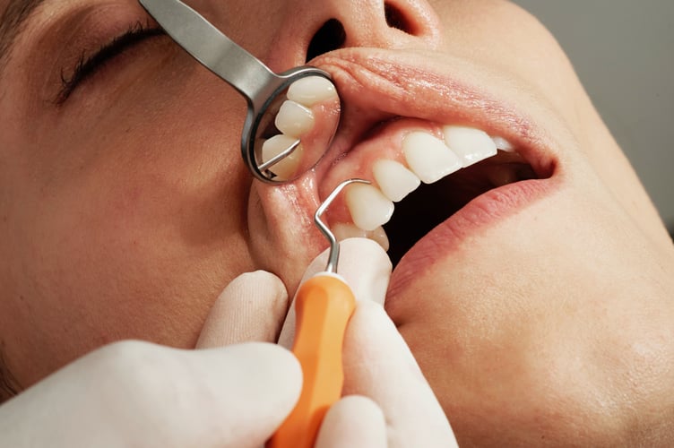 Dentist
