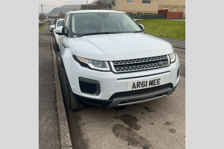 Police are appealing for information after this white Range Rover (registration AR61 MEE) was stolen from the Taff Trail car park in Pontsticill