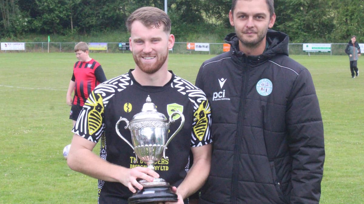 Clydach Wasps hit five to retain Hay Challenge Cup | brecon-radnor.co.uk
