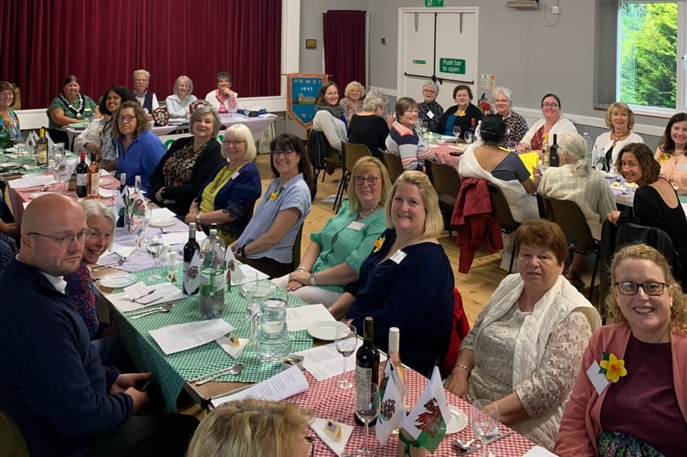 A memorable gathering between Howey WI and Illinois professional women
