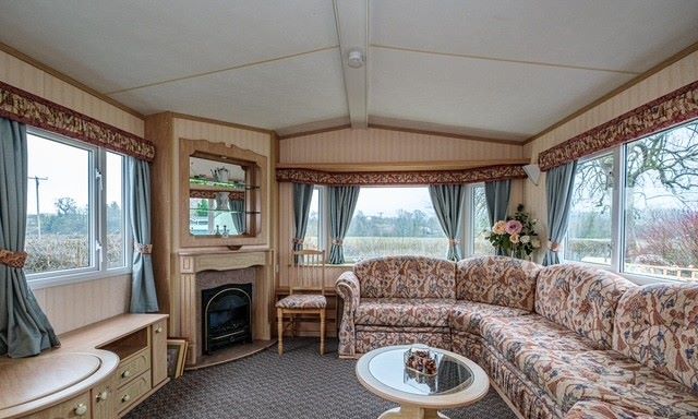 www.paulfoshauctions.com Wales lodge £13,000