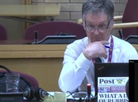 Councillors could face ban on political signs at meetings