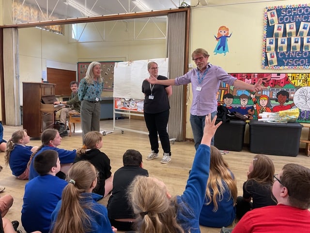 Mid Wales Opera worked with Years 5 and 6 to create a colourful reimagining of Puss in Boots