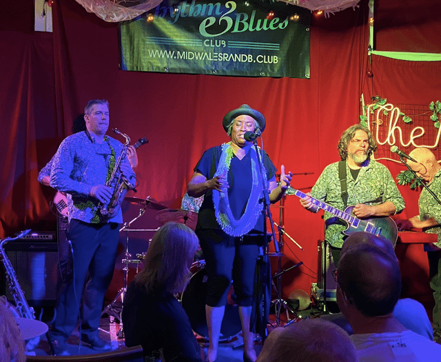 Who needs Glastonbury when Misty Blues are at the Muse?