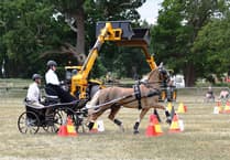 Para driver Emily closes in on World Champs spot