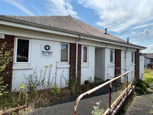 Plans lodged to convert former Ystradgynlais office into flats