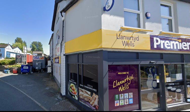 The takeaway trailer behind Premier Stores in Llanwrtyd Wells has been granted planning permission to remain in use.