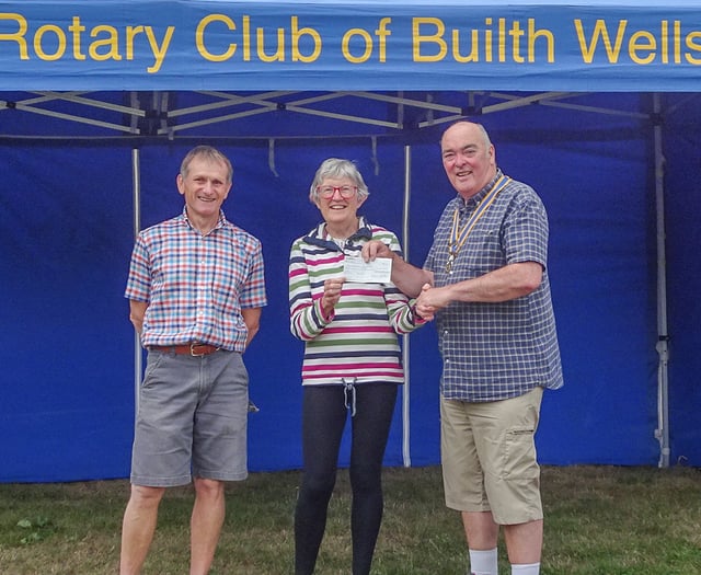Rotary Club donates £337 to Friends of Builth Wells Library