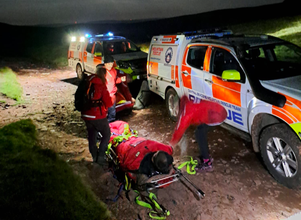 Rescue team aids injured Londoner