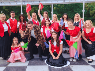 Local theatre company stages cabaret of classic musicals