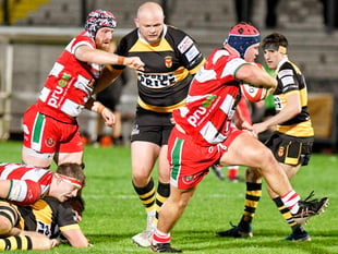 Drovers upend reigning champions Newport with bonus-point win