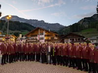 Brecon male voice choir sing in the Dolomites