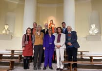 First Minster pays tribute to Wales’ first woman mayor during Brecon visit