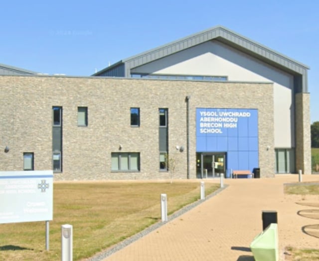 Powys schools announce closure for tomorrow - Friday, 9 January