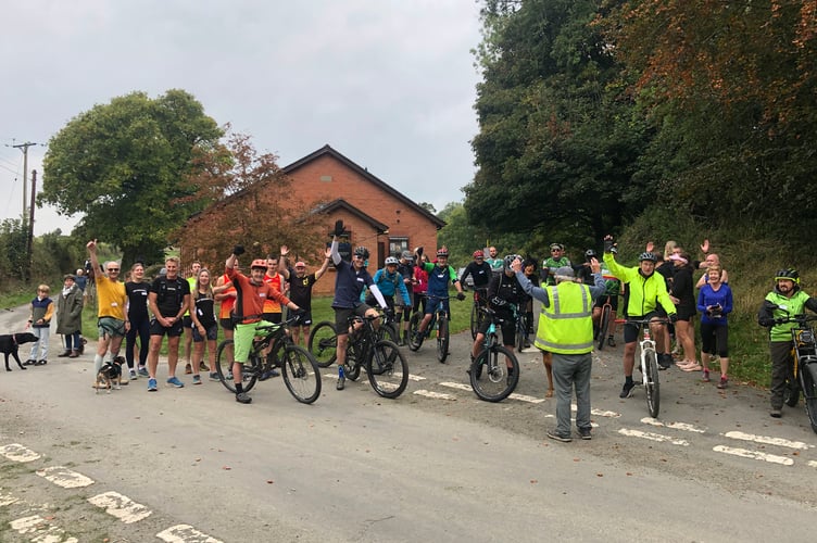 Runners, walkers, and riders gather at the start of the Huntington Chase