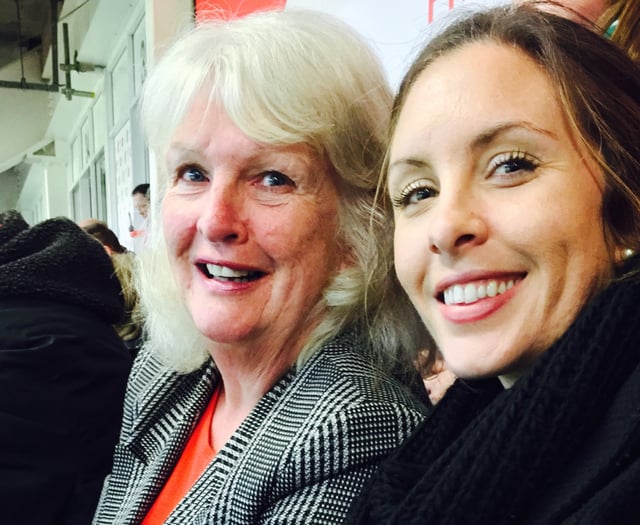 Sister of ex-Wales rugby captain joins Brecon Beacons fundraiser