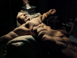 Sculptor gets set for Courtyard Exhibition
