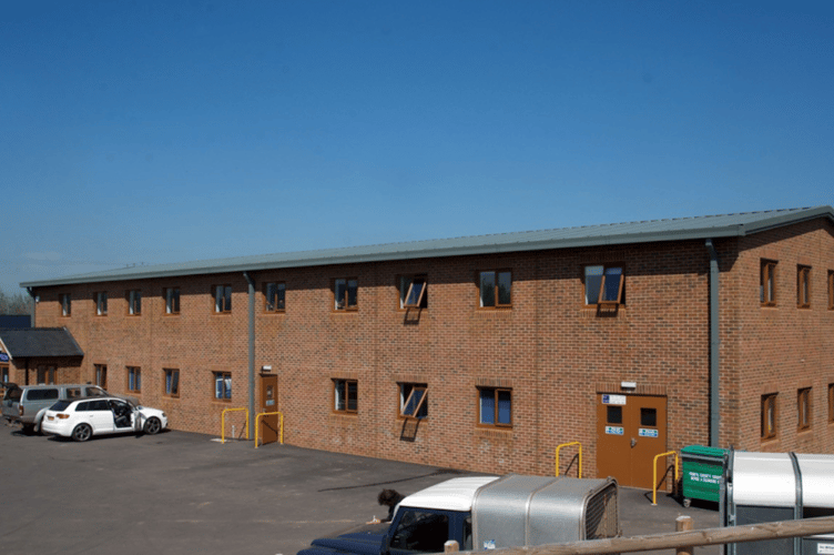 An out-of-hours service is set to end at a veterinary practice in Hay-on-Wye, in what has been labelled a ‘short-sighted decision’ by locals. 