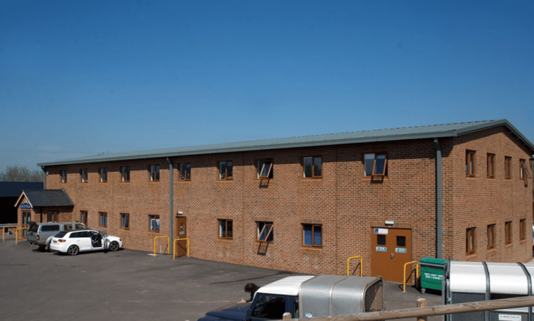 An out-of-hours service is set to end at a veterinary practice in Hay-on-Wye, in what has been labelled a ‘short-sighted decision’ by locals.