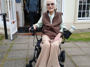 War veteran Lynn celebrates 102nd birthday