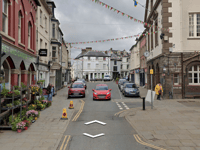 Brecon High Street closed due to collision