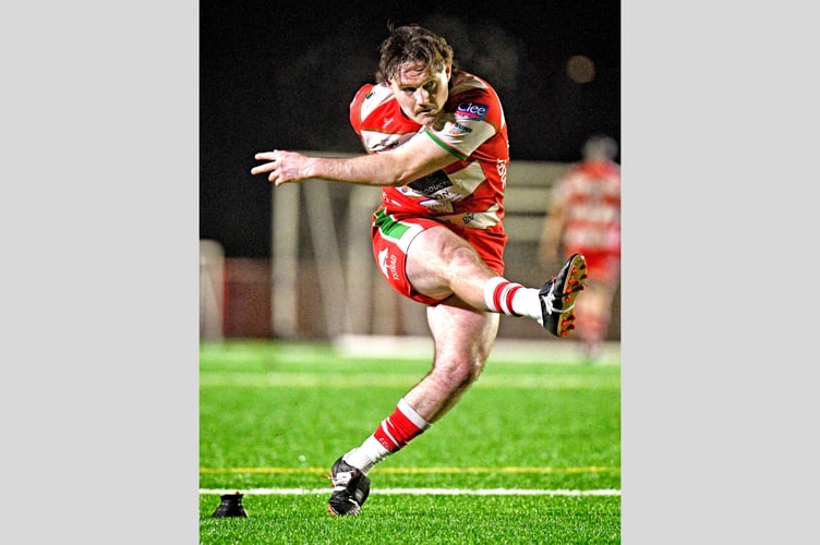 Jack Maynard was in fine kicking form, knocking up 19 points between the sticks