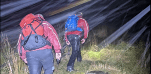 Cold and lost couple in Rhondda Valley rescued by mountain rescue 