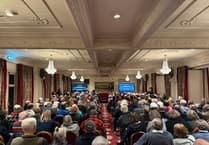 More than 300 attend meeting on Nant Mithil wind farm plans