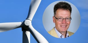 Council calls for local profit share from windfarms