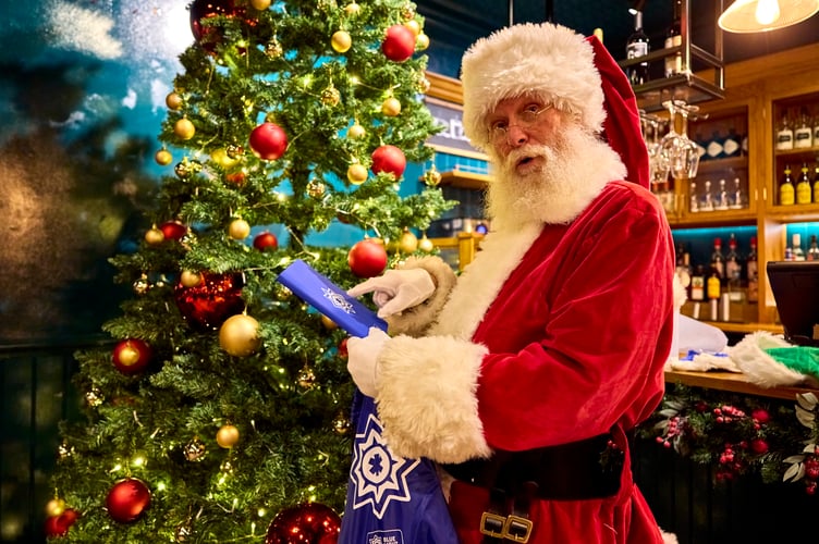 Frontline workers enjoy a festive celebration as new research reveals the UKâs top 10 biggest Christmas emergencies. // The biggest Christmas âemergenciesâ include forgetting to defrost the turkey, leaving someone off the gift list, and running out of wrapping paper. A poll of 2,000 adults who celebrate the season uncovered the nationâs top festive fumbles, with the top 25 also featuring dropping the turkey while taking it out of the oven (25 per cent). Many added forgetting to collect relatives (13 per cent) and blowing a fuse thanks to the display of Christmas lights (12 per cent). Others misjudged how many seats theyâd need around the dinner table (11 per cent), while nine per cent have watched in horror as pets pulled down the Christmas tree.