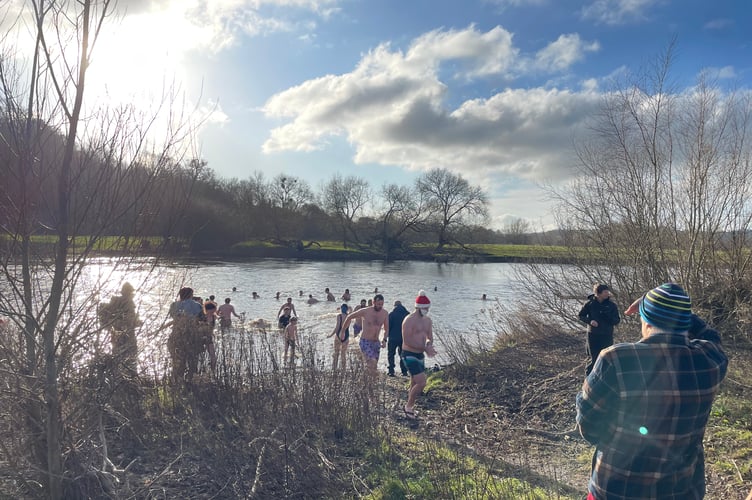 Glasbury Boxing Day Swim