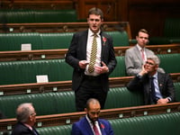 MP raises ongoing red tape hitting Welsh Lamb
