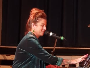 Megan joins choir for St David's Day