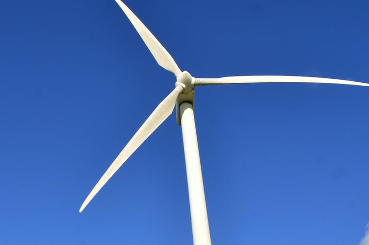 Residents and local groups are being urged to submit their views on the Nant Mithil Energy Park proposal before the PEDW consultation closes on February 16