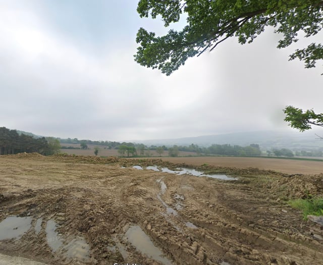 Powys approves slurry lagoon despite more than 100 objections