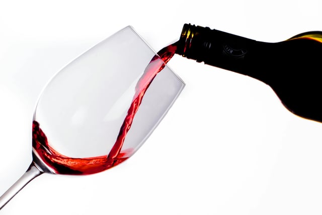 Powys to introduce ID checks for home alcohol deliveries