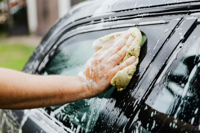 Fire crews unite across border for charity car wash