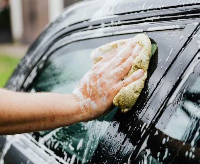 Fire crews unite across border for charity car wash