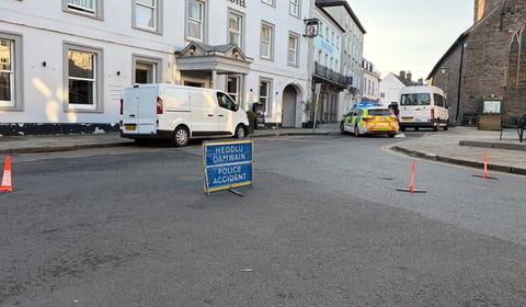 Street in Brecon town centre closed off by emergency services