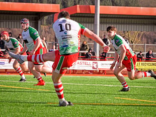 Hughes kicks the Drovers into SRC Cup final