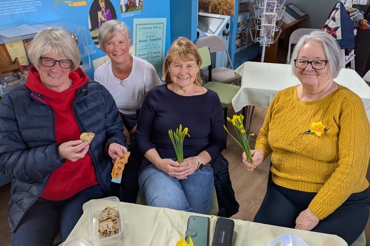 Val Hope, Jean Knee, Maureen Burton and Georgie Perrett
