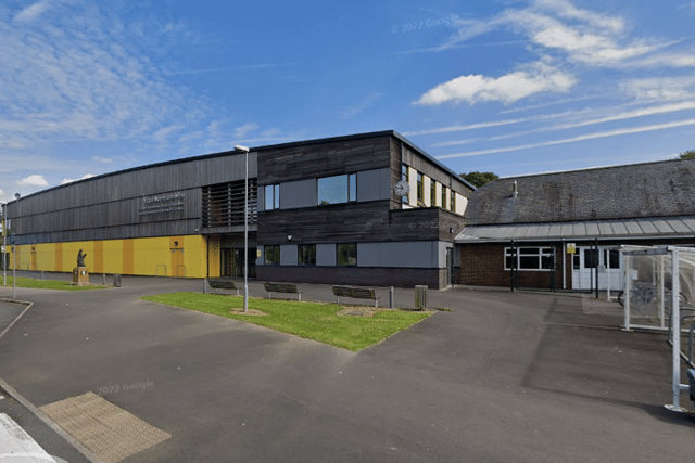 Ysgol Maesydderwen to reopen after police confirm second threat