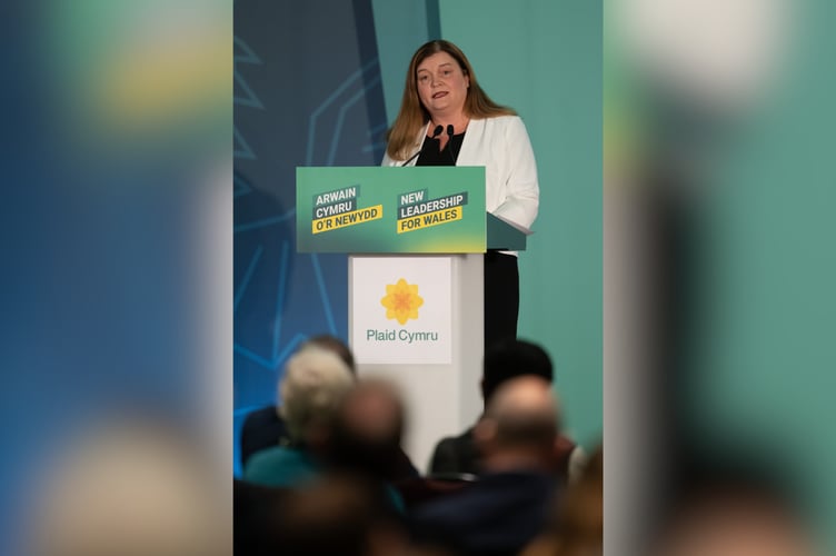 Plaid Cymru’s lead candidate for Brycheiniog Tawe Nedd, Sioned Williams MS,  said a Plaid Cymru government would place the eradication of child poverty ‘at the heart’ of its policies. 