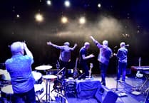 70s folk-rock pioneers Lindisfarne to play Theatr Brycheiniog