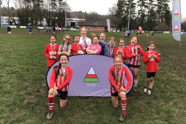 Year 5 and 6 Tag Rugby players progress to Nationals